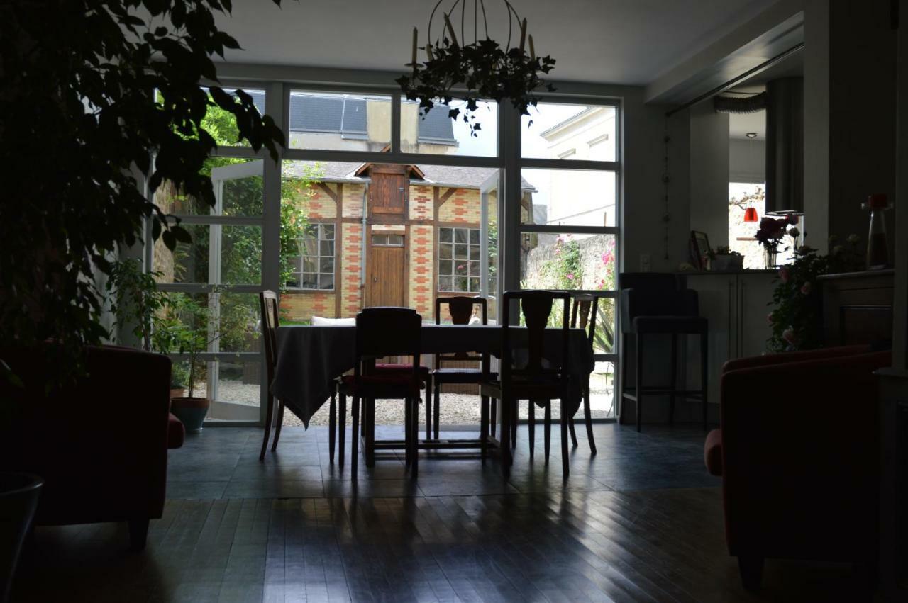 Chambre d'Hôtes Les Ecuries Le Mans Extérieur photo